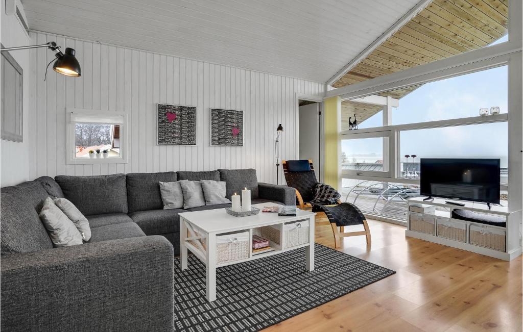 Stunning Home In Sjlund With Sauna, Wifi And 3 Bedrooms photo 1