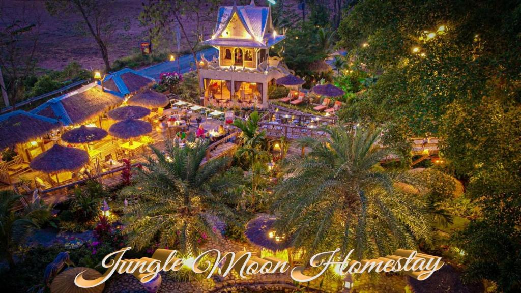 Jungle Moon Homestay จังเกิ้ลมูน โฮมสเตย์ บางเสร่