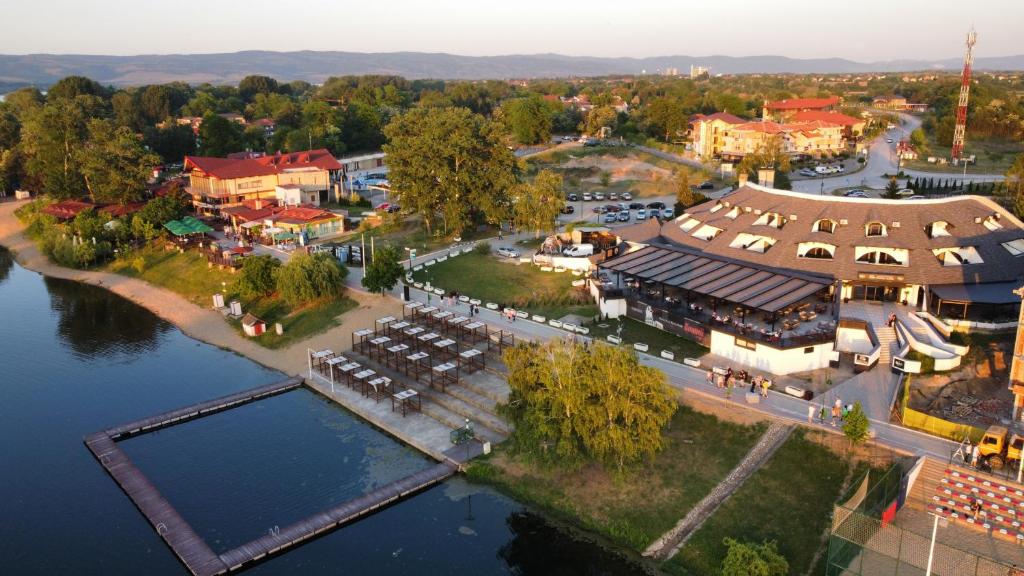 Prenoćište Srebrno Jezero