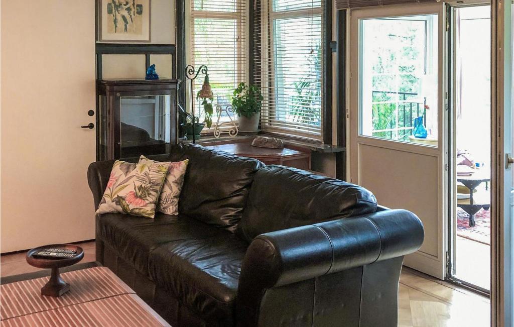 Stunning Apartment In Bors With Wifi And 2 Bedrooms photo 4