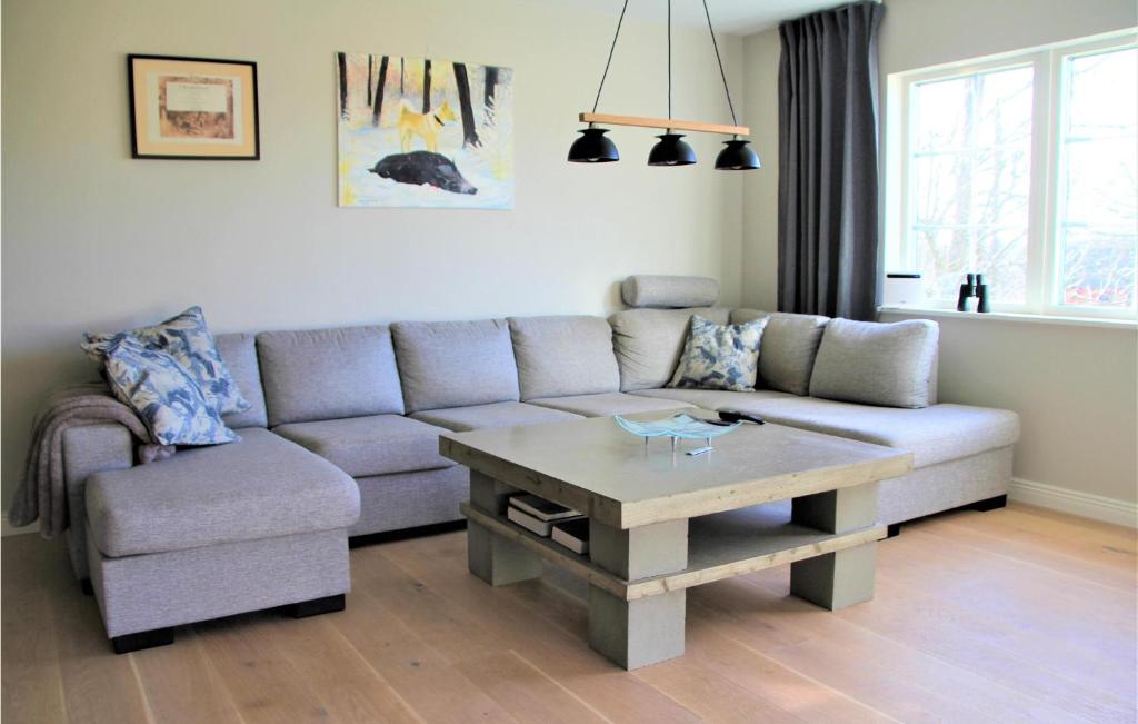 Amazing Home In Lngaryd With Wifi And 2 Bedrooms photo 1