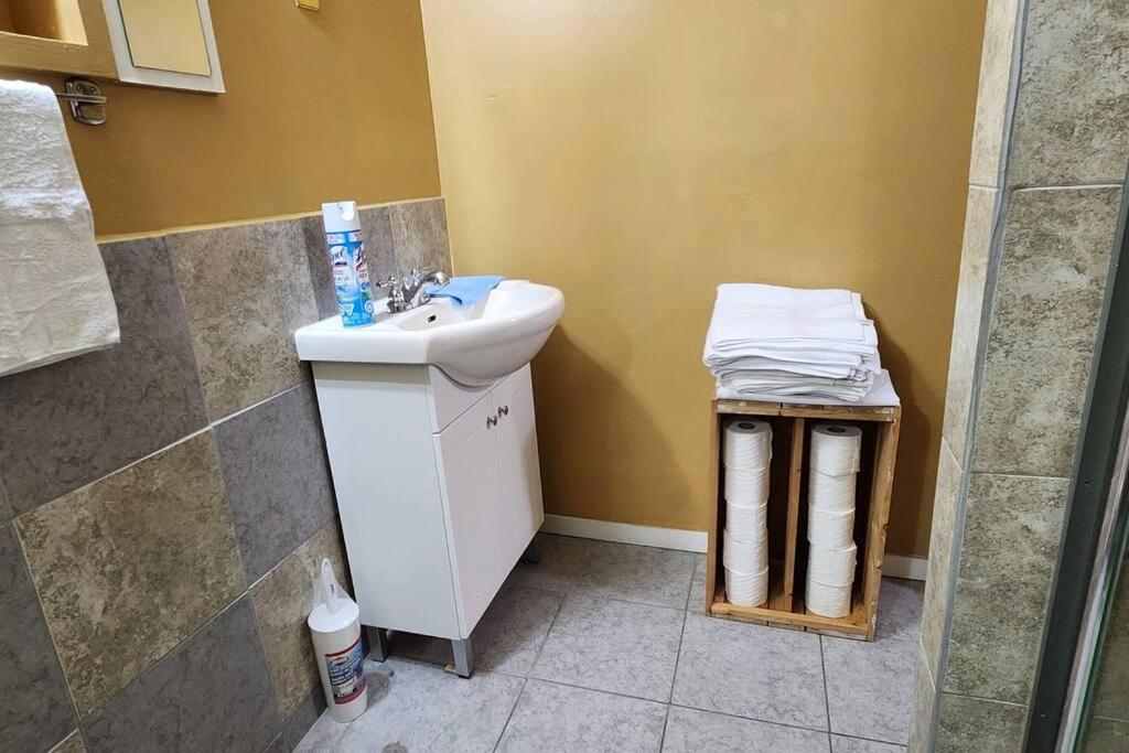 Chesskings Guest House - Unit 2 photo 1