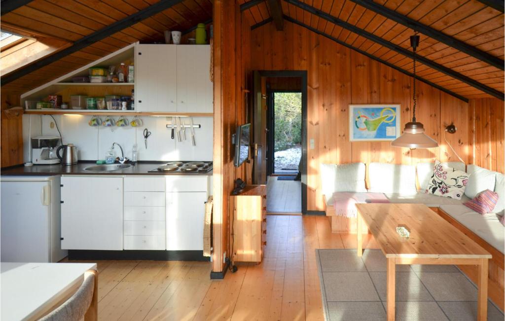 Stunning Home In Anholt With 2 Bedrooms And Wifi photo 3