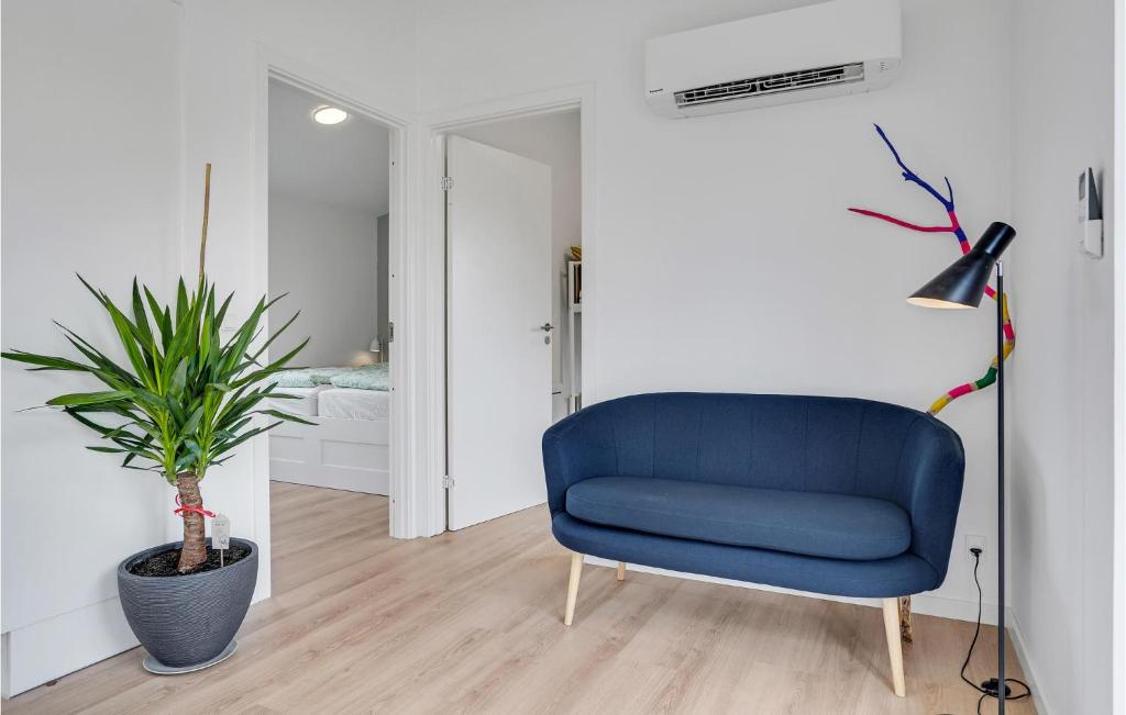 Beautiful Home In Prst With Wifi And 2 Bedrooms photo 3