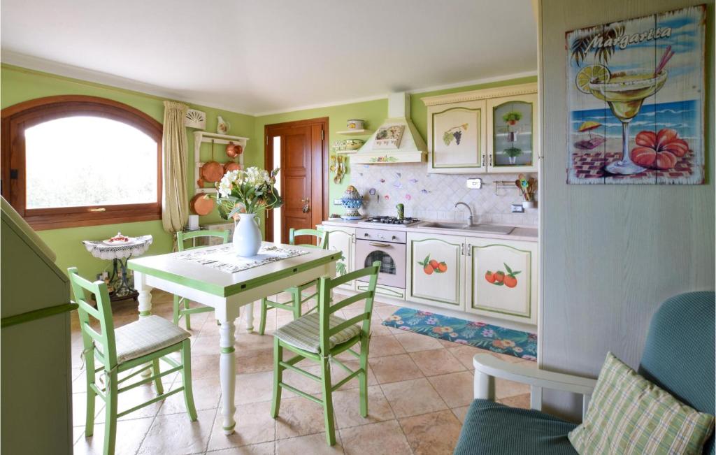 Nice Home In Budoni With Wifi And 3 Bedrooms photo 3