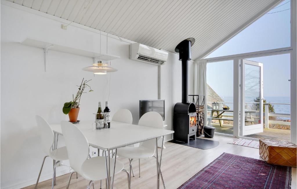 Nice Home In Snekkersten With 1 Bedrooms And Wifi photo 4