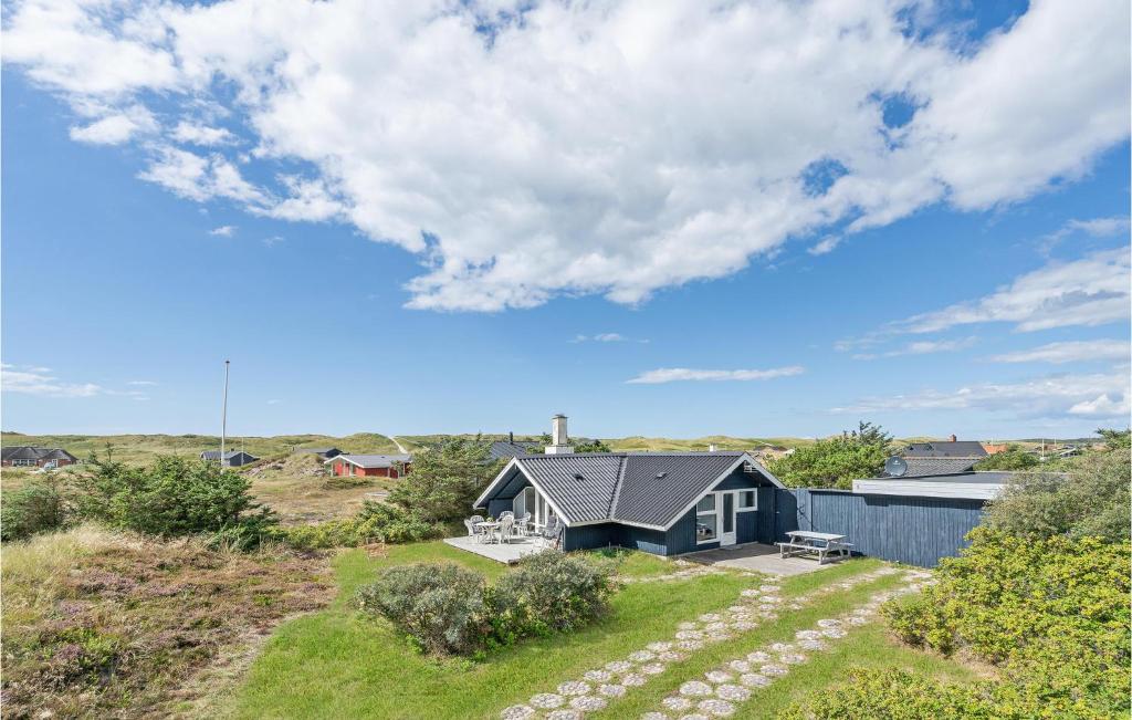 Nice Home In Hvide Sande With 2 Bedrooms And Wifi