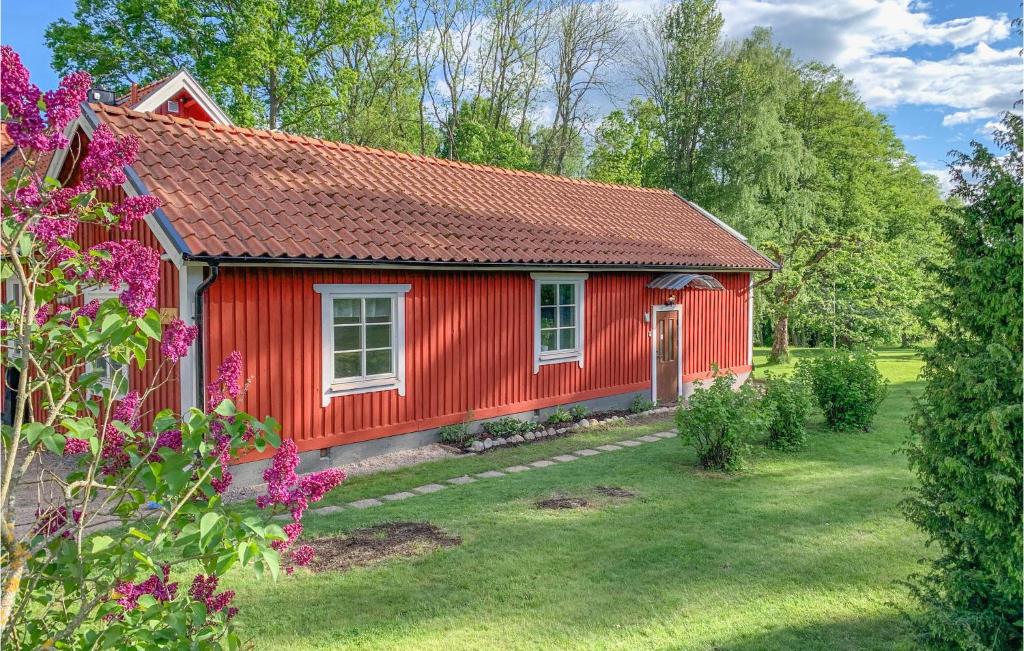 Nice Home In Vrena With Sauna, Wifi And 2 Bedrooms