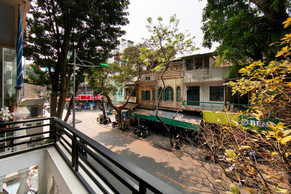 Khách sạn Hà Nội Blue Sky 
