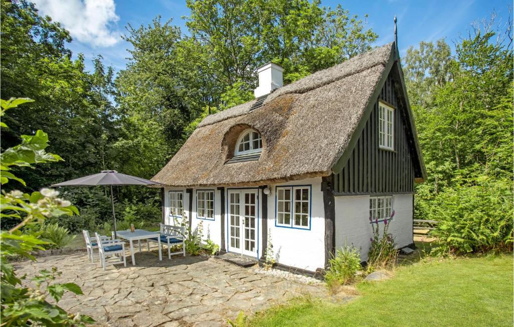 Awesome Home In Gudhjem With 2 Bedrooms