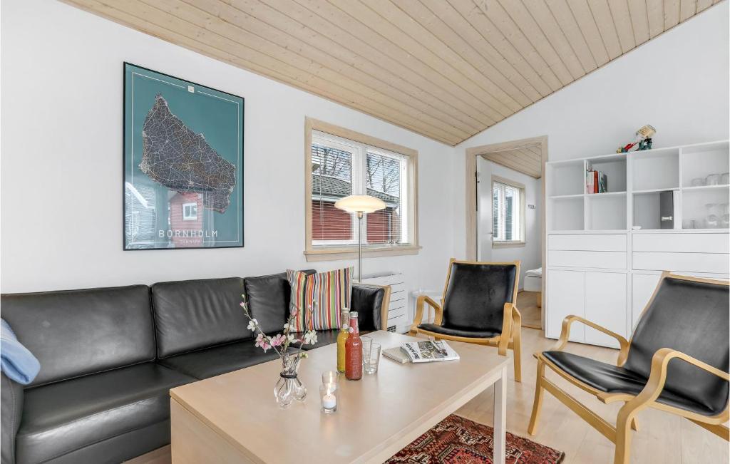 Stunning Home In Gudhjem With 3 Bedrooms And Wifi photo 1