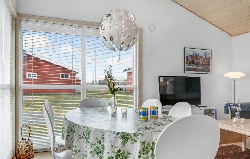 Stunning Home In Gudhjem With 3 Bedrooms And Wifi photo 2