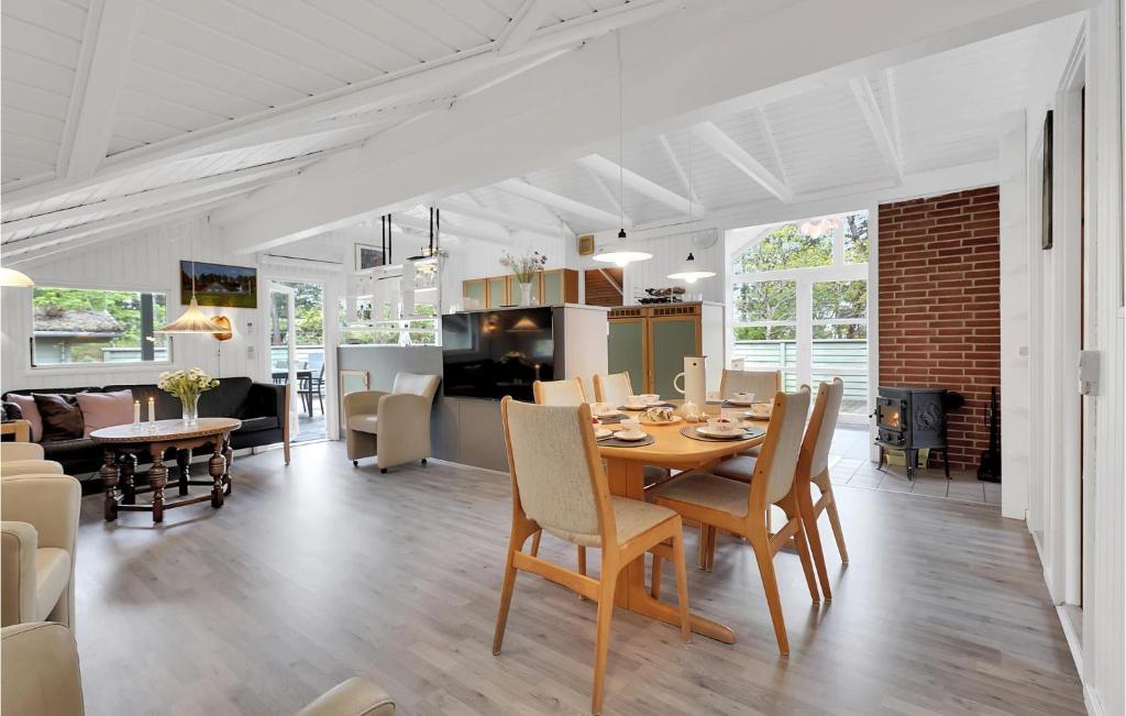 Amazing Home In Rm With Sauna, Wifi And 4 Bedrooms photo 2