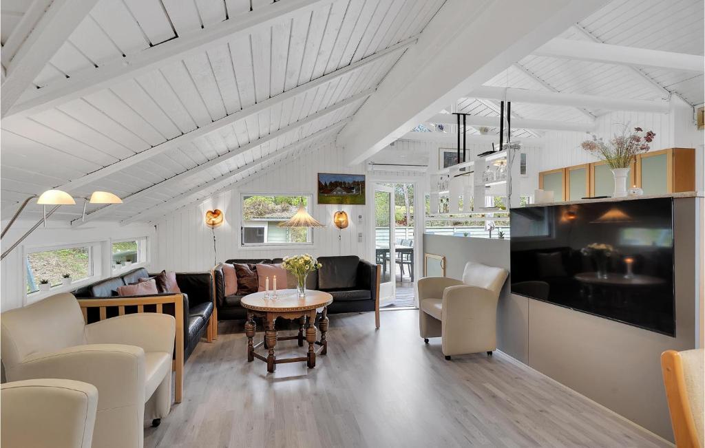 Amazing Home In Rm With Sauna, Wifi And 4 Bedrooms photo 4
