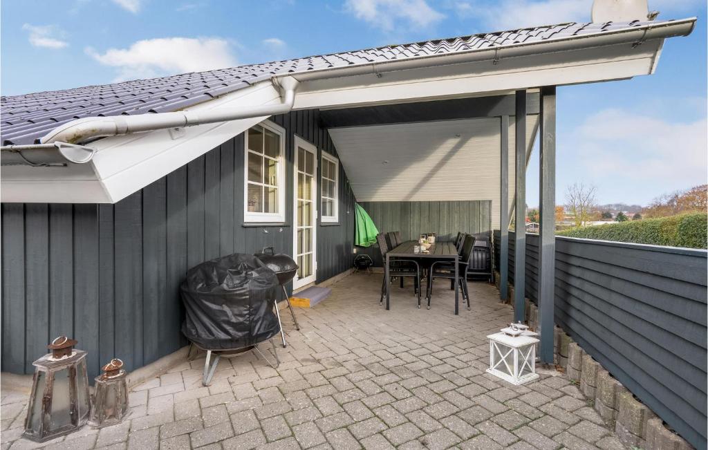 Stunning Home In Hejls With 3 Bedrooms And Wifi photo 1