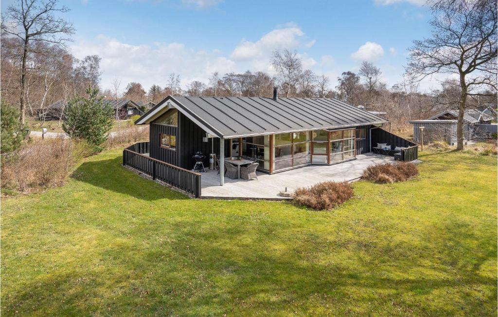 Awesome Home In Grenaa With 3 Bedrooms, Sauna And Wifi