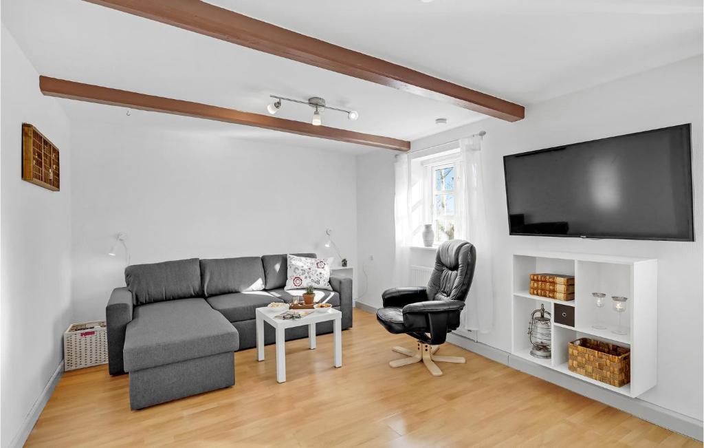 Nice Apartment In Nrre Alslev With Wifi And 1 Bedrooms photo 2