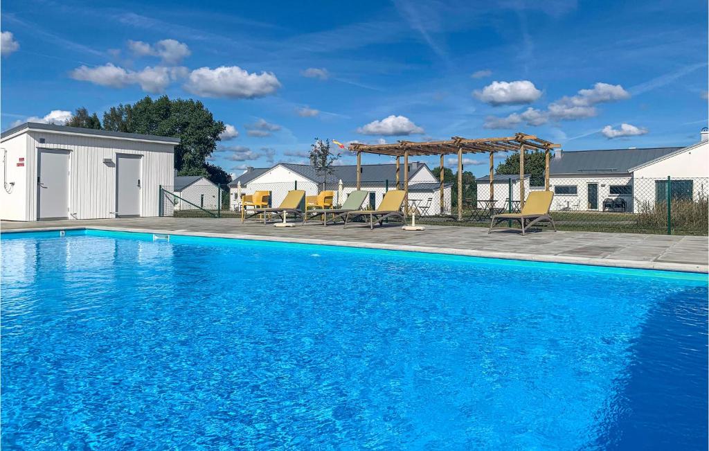 Stunning Home In Simrishamn With Outdoor Swimming Pool, Wifi And 2 Bedrooms photo 4