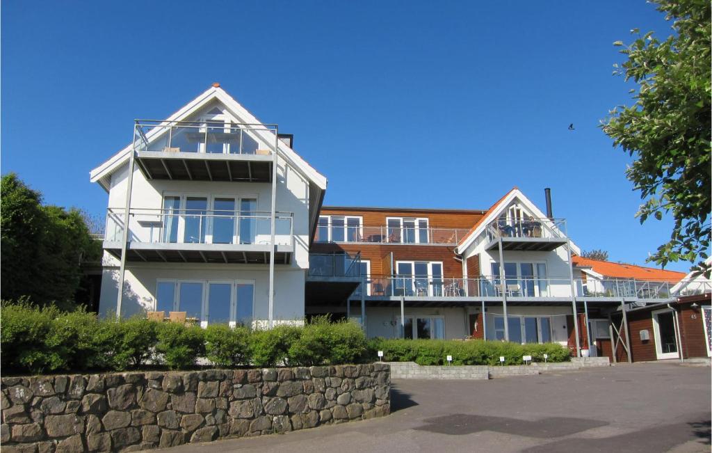 Amazing Apartment In Gudhjem With 1 Bedrooms And Wifi
