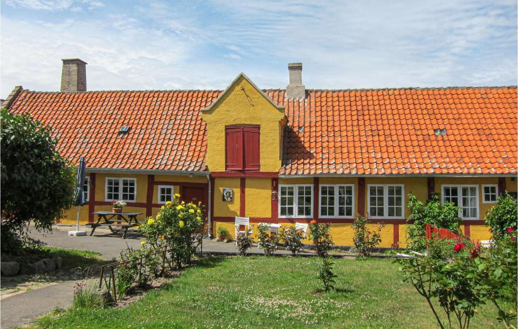 Beautiful Home In Gudhjem With 2 Bedrooms And Wifi photo 2