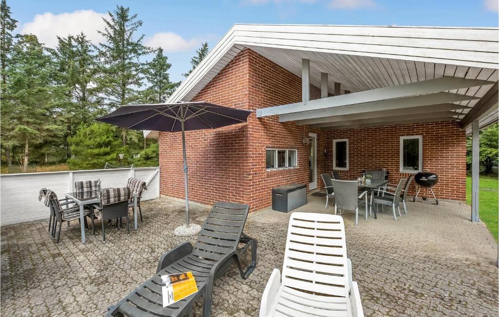 Stunning Home In Blvand With 3 Bedrooms, Sauna And Wifi photo 1