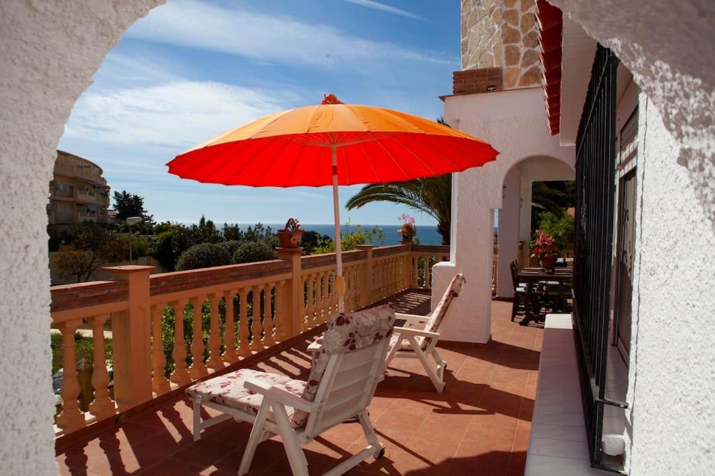 Lovely house a few steps to the beach with sea view photo 4