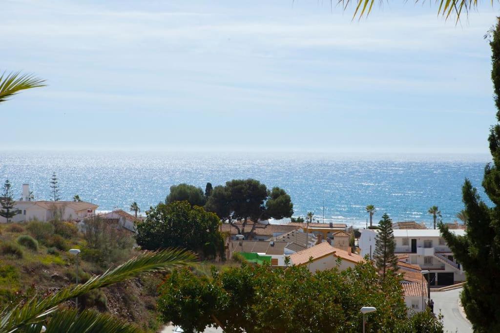 Lovely house a few steps to the beach with sea view photo 3