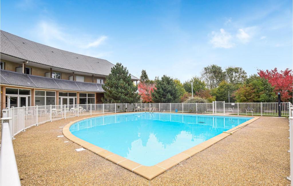 Nice Apartment In quemauville With Outdoor Swimming Pool, Wifi And Heated Swimming Pool