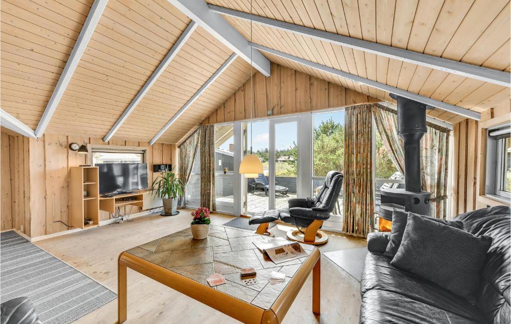 Amazing Home In Hvide Sande With 3 Bedrooms, Sauna And Wifi photo 2