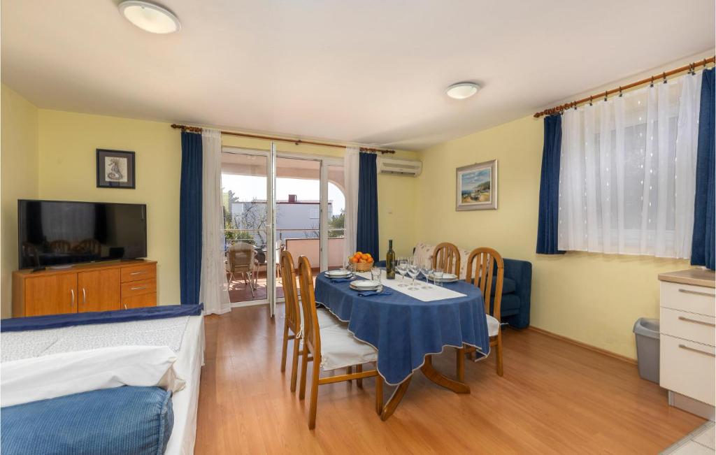 Stunning Apartment In Krk With Wifi And 1 Bedrooms photo 2