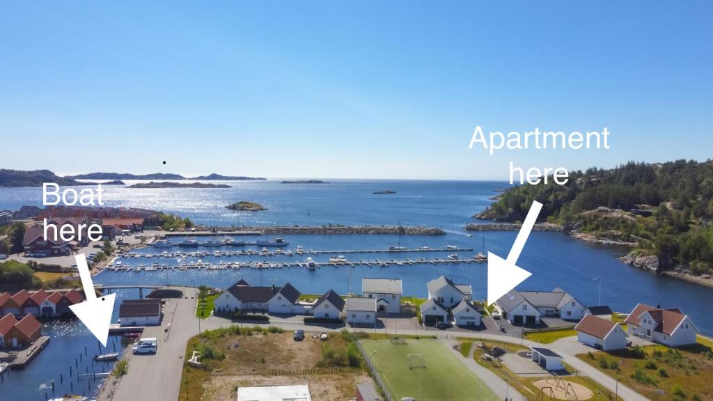 Apartment with boat photo 1