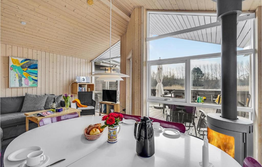 Stunning Home In Tranekr With 2 Bedrooms And Wifi photo 3