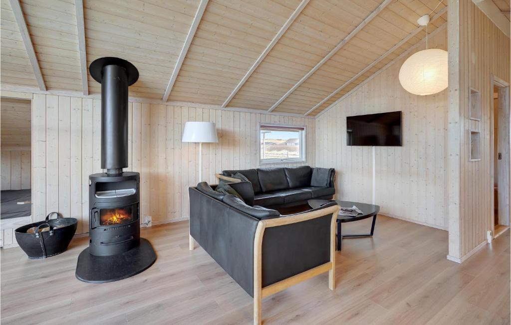 Beautiful Home In Thisted With 3 Bedrooms And Wifi photo 3