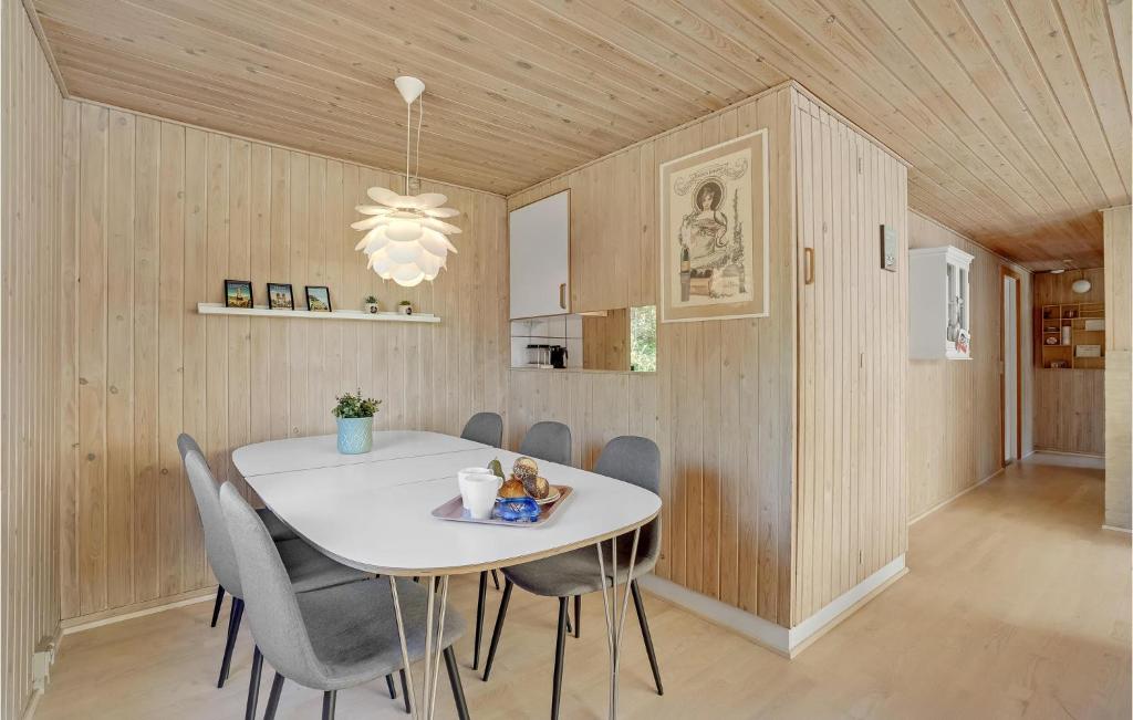 Beautiful Home In Thisted With Sauna, 3 Bedrooms And Wifi photo 1