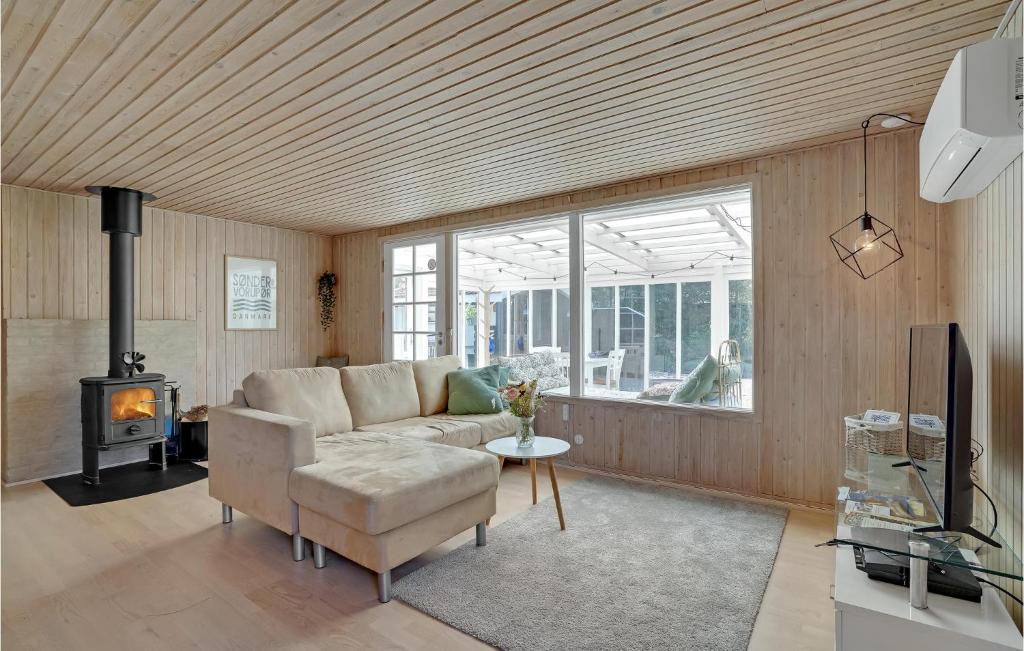 Beautiful Home In Thisted With Sauna, 3 Bedrooms And Wifi photo 2