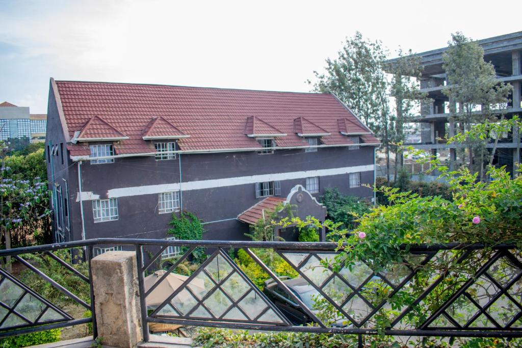 16 Arabella Residence near Waterfront Mall - Karen photo 4