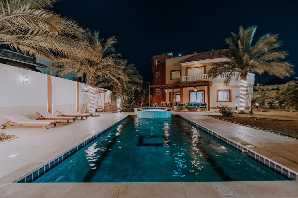 Luxury private villa with pool, Hurghada