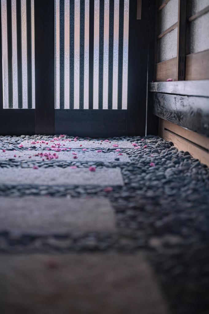 町屋 芳の扉 Machiya Kaori no Tobira photo 1