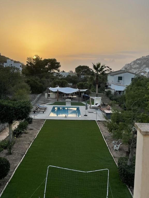 Port D'Andratx Beautiful House, Swimming Pool & Jacuzzi 10-22 people photo 3
