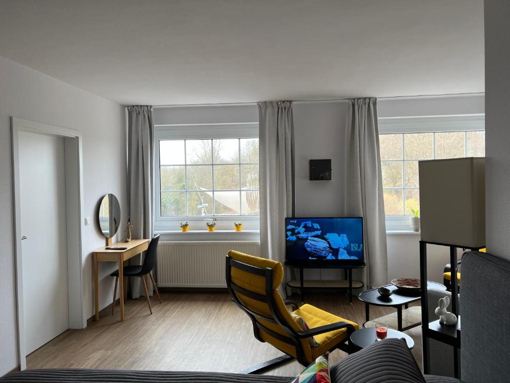 Fi-Eck Apartments photo 2