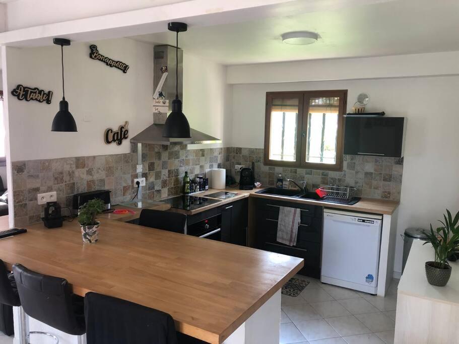 Villa climatisee au calme dans domaine securise photo 2