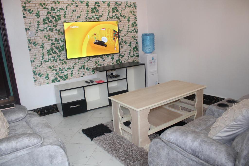 Furnished Apartments in Nairobi 14km from Jomo Kenyatta International Airport and SGR photo 3