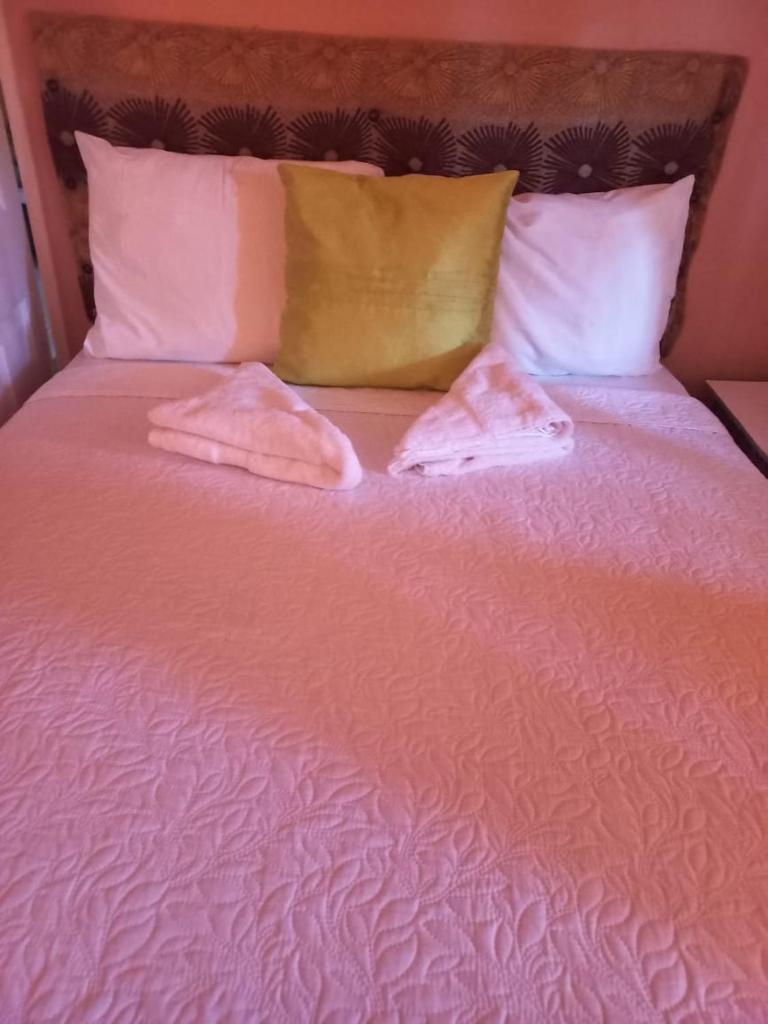 Unity Villa Near Montego Bay and Beaches free WiFi 2bedrooms photo 2