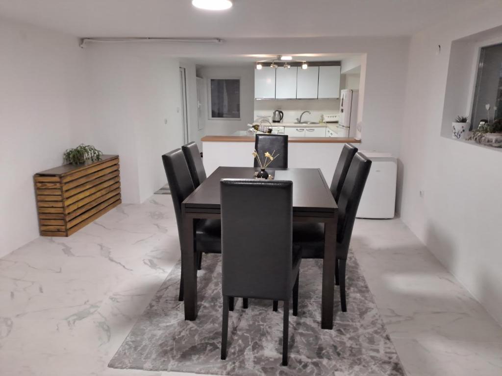 Svetlana's Apartments photo 3