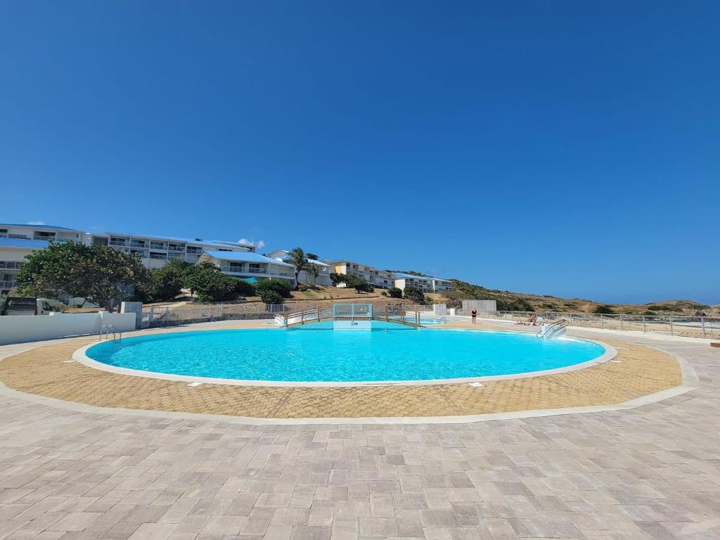 Studio 24 mont vernon orient bay photo 2