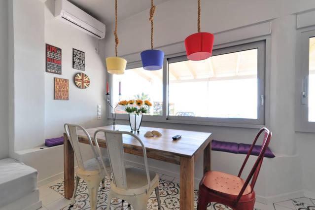 Beachfront Apartment Downtown close to Athens Airport photo 1