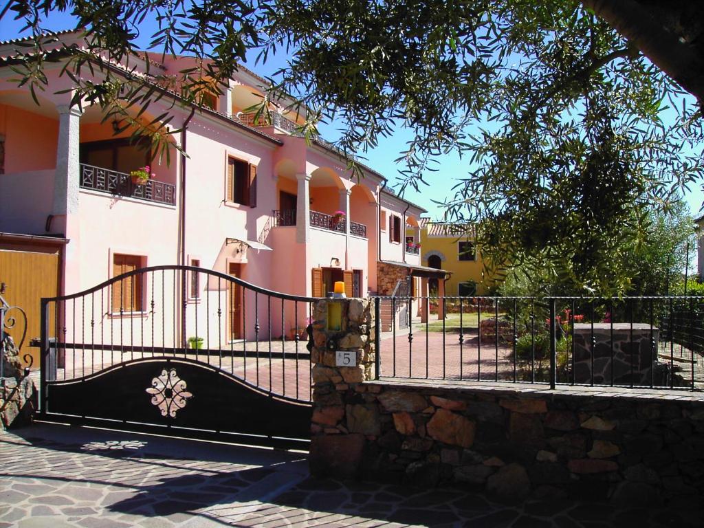 Lisa's lovely house, San Teodoro