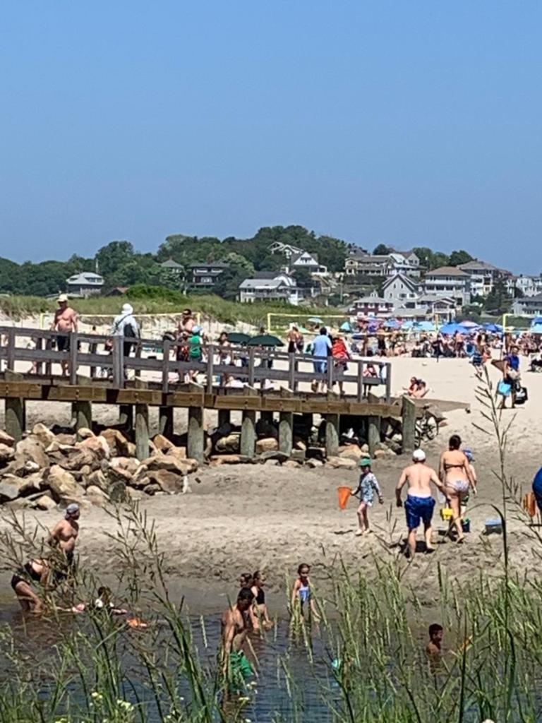 Retreat near Beaches photo 2