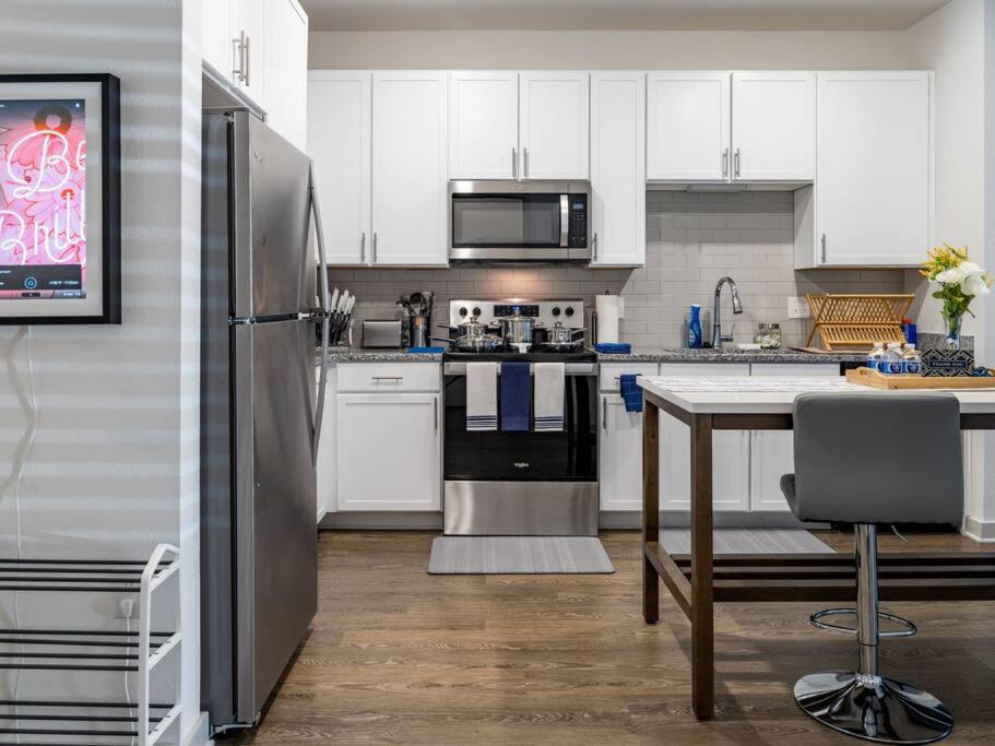 Ideal Modern Retreat photo 2