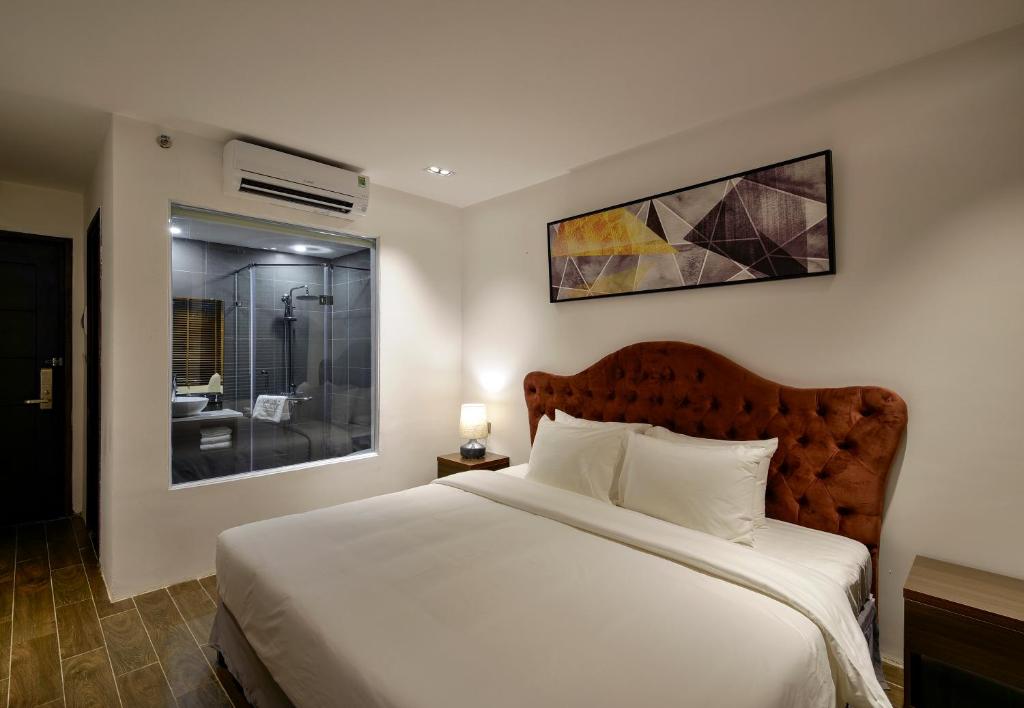 The Marron Hotel